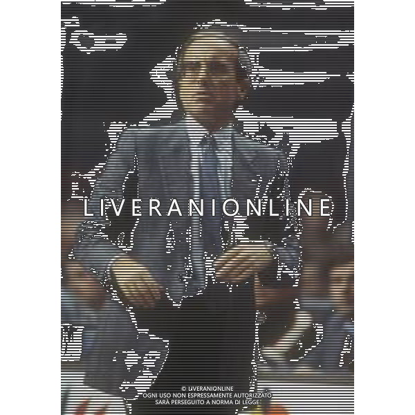 RETROSPETTIVA DAN PETERSON ALLENATORE BASKET NELLA FOTO DAN PETERSON ALLENATORE BILLY MILANO NELL\'ANNO 1982 AG ALDO LIVERANI SAS 