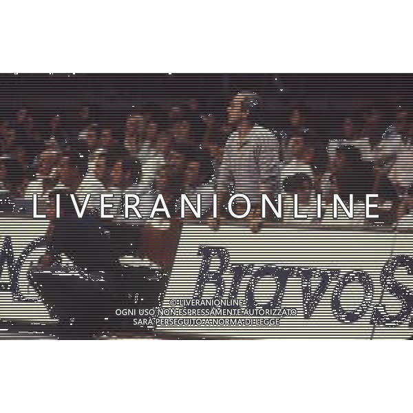 RETROSPETTIVA DAN PETERSON ALLENATORE BASKET NELLA FOTO DAN PETERSON ALLENATORE BILLY MILANO NELL\'ANNO 1983  AG ALDO LIVERANI SAS  