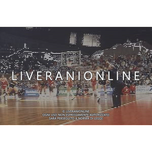 RETROSPETTIVA DAN PETERSON ALLENATORE BASKET NELLA FOTO DAN PETERSON ALLENATORE NELL\'ANNO 1984  AG ALDO LIVERANI SAS  