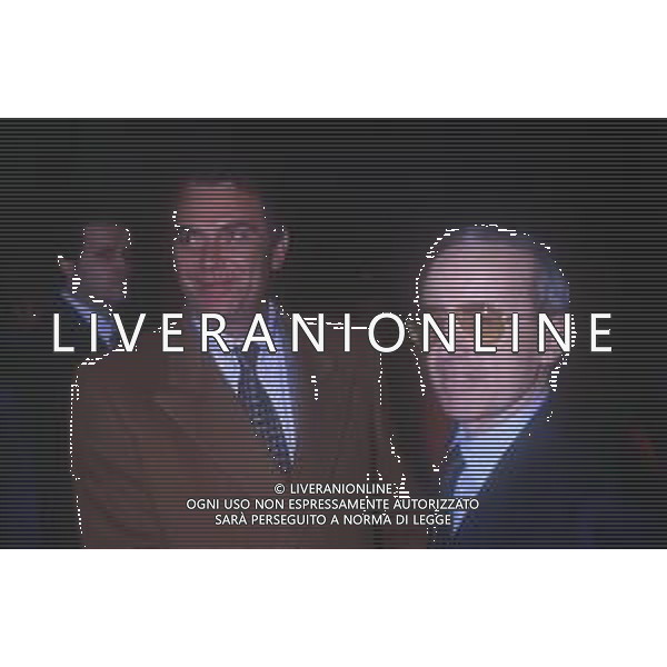 RETROSPETTIVA DAN PETERSON ALLENATORE BASKET NELLA FOTO DAN PETERSON CON ERNESTO PELLEGRINI A MILANO NELL\'ANNO 1987 AG ALDO LIVERANI SAS 