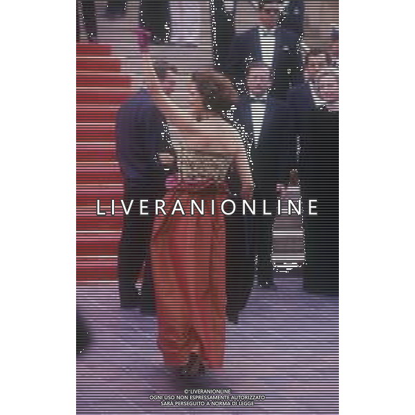 RETROSPETTIVA CLAUDIA CARDINALE ATTRICE NELLA FOTO AL FESTIVAL DI CANNES NEL 1988 AG ALDO LIVERANI SAS