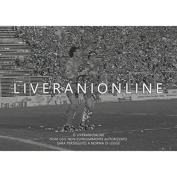 23-02-1992 CREMONA STADIO NEUTRO CAMPIONATO DI CALCIO SERIE A VEONA-NAPOLI 0-1 NELLA FOTO GIOVANNI GALLI E DRAGAN STOJKOVIC AG ALDO LIVERANI SAS