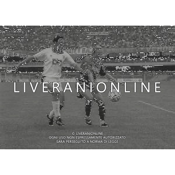 06-10-1991 VERONA CAMPIONATO DI CALCIO SERIE A VERONA-CAGLIARI 2-0 NELLA FOTO ROBERT PRYTZ E GIANLUCA FESTA AG ALDO LIVERANI SAS