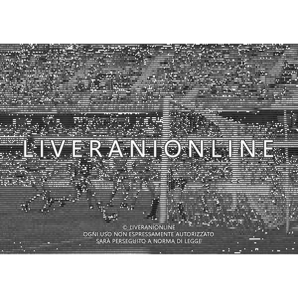 22-09-1991 VERONA CAMPIONATO DI CALCIO SERIE A VERONA-BARI 2-1 NELLA FOTO AZIONE DI GIOCO AG ALDO LIVERANI SAS