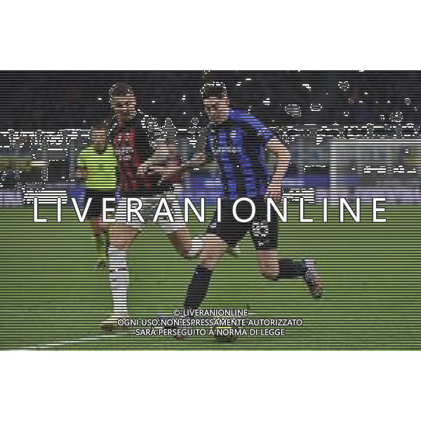 Rade Krunic (Milan) SX e Alessandro Bastoni (Inter) DX Inter vs Milan Milano 05-02-2023 Stadio Giuseppe Meazza - San Siro Campionato Serie A TIM - 21a giornata foto Roberto Garavaglia/ag. Aldo Liverani sas / AGENZIA ALDO LIVERANI SAS