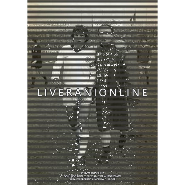 15-02-1981 BRESCIA-CAMPIONATO DI CALCIO SERIE A BRESCIA-ROMA 1-2 NELLA FOTO SERGIO SANTARINI E FRANCESCO ROCCA AG ALDO LIVERANI SAS