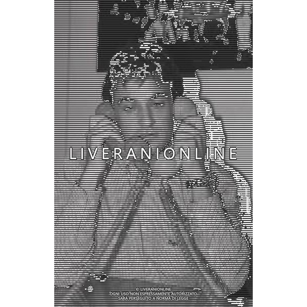 1993 MILANO REDAZIONE DELLA GAZZETTA DELLO SPORT OSPITE PER LE TELEFONATE COI LETTORI JEAN ALESI NELLA FOTO JEAN ALESI AG ALDO LIVERANI SAS