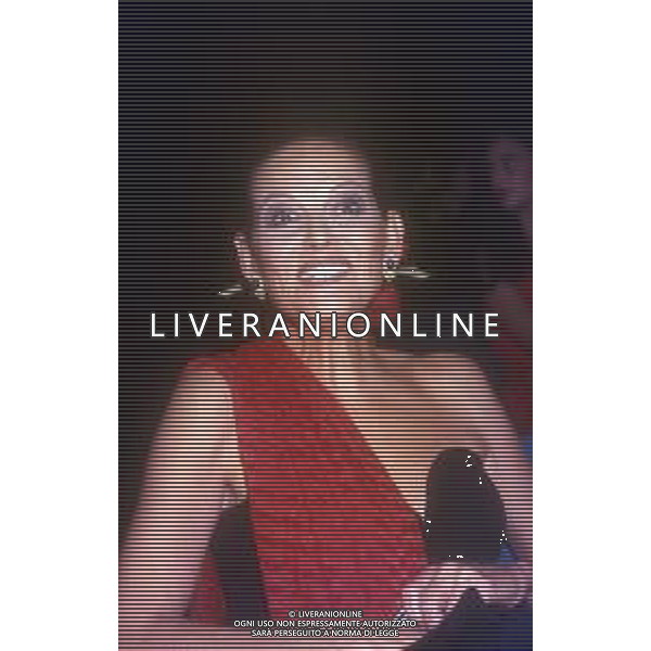 ARCHIVIO GIOVANNI LIVERANI RETROSPETTIVA CLAUDIA CARDINALE ATTRICE NELLA FOTO ALLA FESTA DELLA MODA NEL 1987 AG ALDO LIVERANI SAS