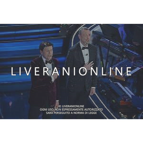 Gianni Morandi e Amadeus Sanremo 2023 73mo Festival della Canzone Italiana - Prima Serata Teatro Ariston - Sanremo (IM) 07-02-2023 foto Roberto Garavaglia/ag. Aldo Liverani sas / AGENZIA ALDO LIVERANI SAS