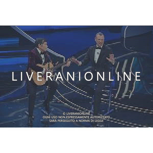 Gianni Morandi e Amadeus Sanremo 2023 73mo Festival della Canzone Italiana - Prima Serata Teatro Ariston - Sanremo (IM) 07-02-2023 foto Roberto Garavaglia/ag. Aldo Liverani sas / AGENZIA ALDO LIVERANI SAS