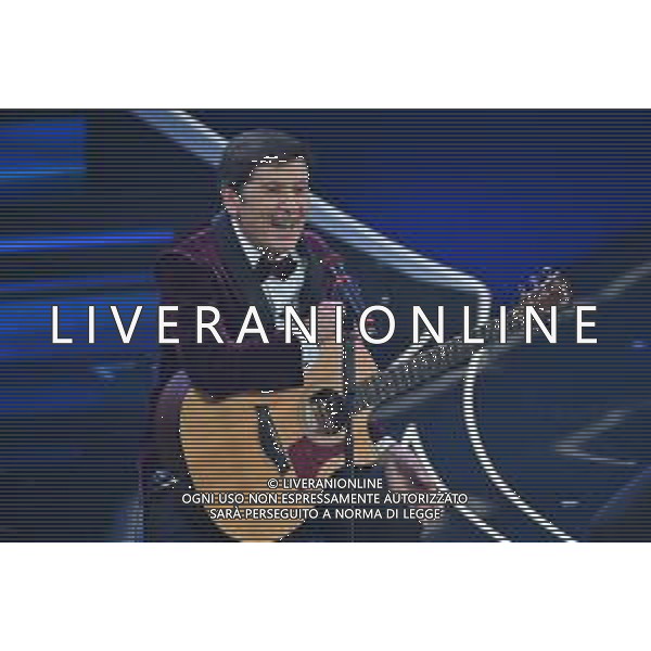Gianni Morandi Sanremo 2023 73mo Festival della Canzone Italiana - Prima Serata Teatro Ariston - Sanremo (IM) 07-02-2023 foto Roberto Garavaglia/ag. Aldo Liverani sas / AGENZIA ALDO LIVERANI SAS
