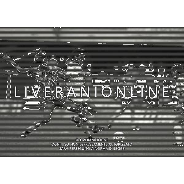 17-10-1993 VERONA CAMPIONATO DI CALCIO SERIE A B VERONA-COSENZA 2-2 NELLA FOTO PIETRO MAIELLARO AG ALDO LIVERANI SAS