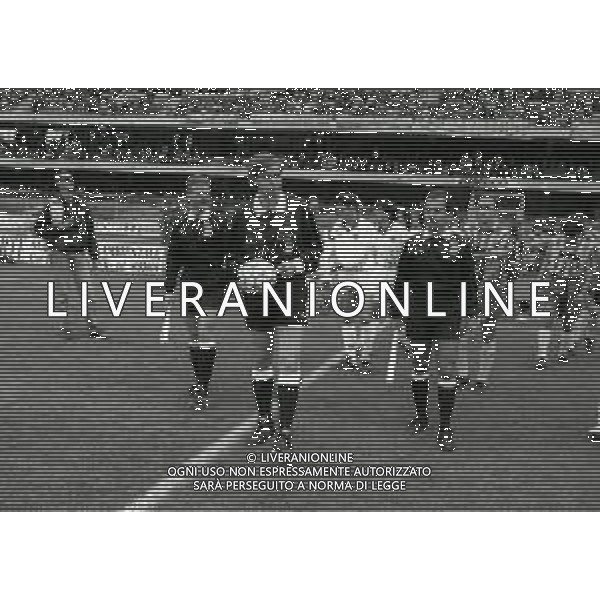 17-10-1993 VERONA CAMPIONATO DI CALCIO SERIE A B VERONA-COSENZA 2-2 NELLA FOTO L\'ARBITRO PIERLUIGI PAIRETTO AG ALDO LIVERANI SAS