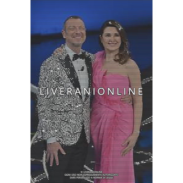Amadeus con la moglie Giovanna Civitillo Sanremo 2023 73mo Festival della Canzone Italiana - Prima Serata Teatro Ariston - Sanremo (IM) 07-02-2023 foto Roberto Garavaglia/ag. Aldo Liverani sas / AGENZIA ALDO LIVERANI SAS