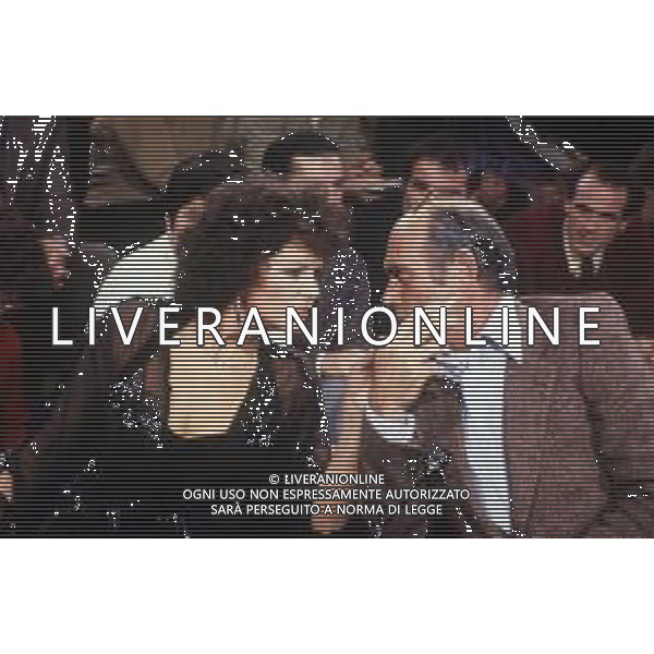 RETROSPETTIVA CLAUDIA CARDINALE ATTRICE NELLA FOTO CON IL MARITO PASQUALE SQUITIERI OSPITE DELLA TRASMISSIONE BLITZ - MILANO ANNI \'80 AG ALDO LIVERANI SAS