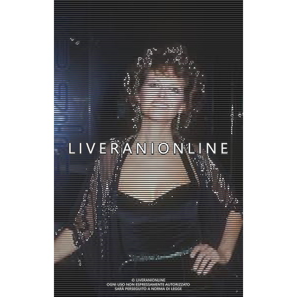 RETROSPETTIVA CLAUDIA CARDINALE ATTRICE NELLA FOTO OSPITE DELLA TRASMISSIONE BLITZ - MILANO ANNI \'80 AG ALDO LIVERANI SAS