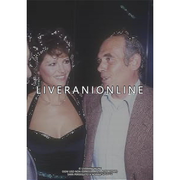 RETROSPETTIVA CLAUDIA CARDINALE ATTRICE NELLA FOTO CON IL MARITO PASQUALE SQUITIERI OSPITE DELLA TRASMISSIONE BLITZ - MILANO ANNI \'80 AG ALDO LIVERANI SAS