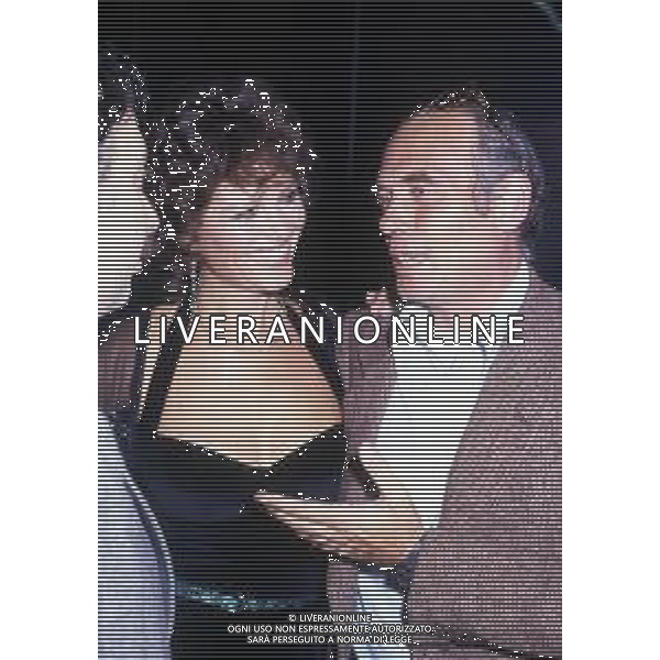 RETROSPETTIVA CLAUDIA CARDINALE ATTRICE NELLA FOTO CON IL MARITO PASQUALE SQUITIERI OSPITE DELLA TRASMISSIONE BLITZ - MILANO ANNI \'80 AG ALDO LIVERANI SAS