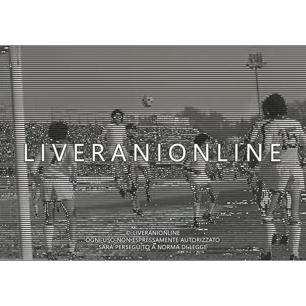 08-02-1981 VARESE-CAMPIONATO DI CALCIO SERIE B VARESE-FOGGIA 0-0 NELLA FOTO AZIONE DI GIOCO AG ALDO LIVERANI SAS