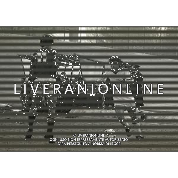 08-02-1981 VARESE-CAMPIONATO DI CALCIO SERIE B VARESE-FOGGIA 0-0 NELLA FOTO AZIONE DI GIOCO AG ALDO LIVERANI SAS