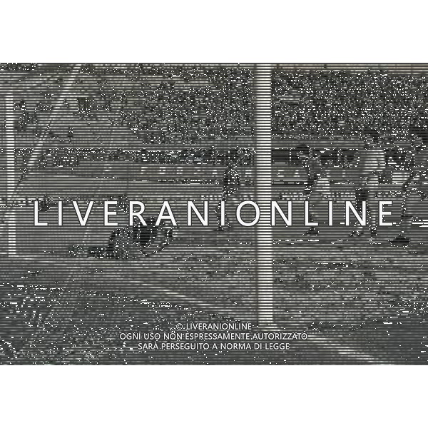 08-02-1981 VARESE-CAMPIONATO DI CALCIO SERIE B VARESE-FOGGIA 0-0 NELLA FOTO AZIONE DI GIOCO AG ALDO LIVERANI SAS