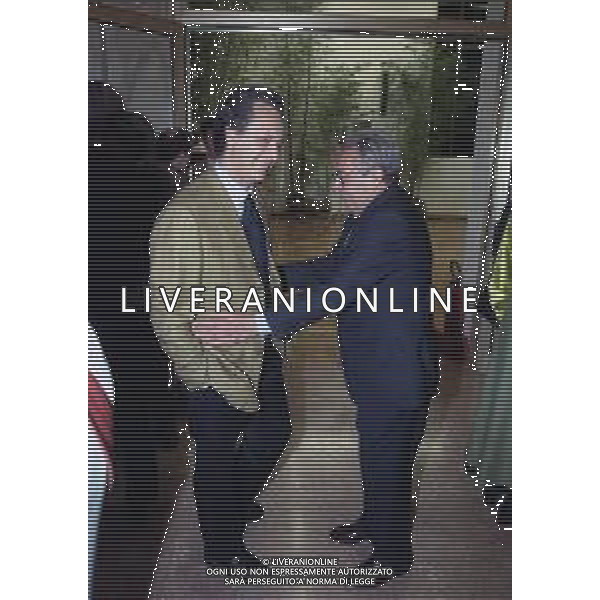 RETROSPETTIVA CANDIDO CANNAVO\' GIORNALISTA SCRITTORE E DIRETTORE DELLA GAZZETTA DELLO SPORT NELLA FOTO CANDIDO CANNAVO\' A MILANO PRESENZIA ALLA MOSTRA BENEFICA INTER POLAROID IL 23-03-2000 AG ALDO LIVERANI SAS  