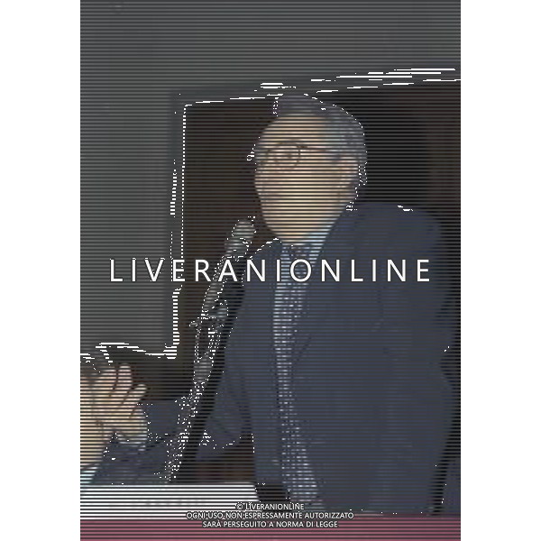 RETROSPETTIVA CANDIDO CANNAVO\' GIORNALISTA SCRITTORE E DIRETTORE DELLA GAZZETTA DELLO SPORT NELLA FOTO CANDIDO CANNAVO\' IN COMUNE A AMILANO PER LA CONFERENZA STAMPA ANNIVERSARIO 90 ANNI FC INTER NELL\'ANNO 1998 AG ALDO LIVERANI SAS  