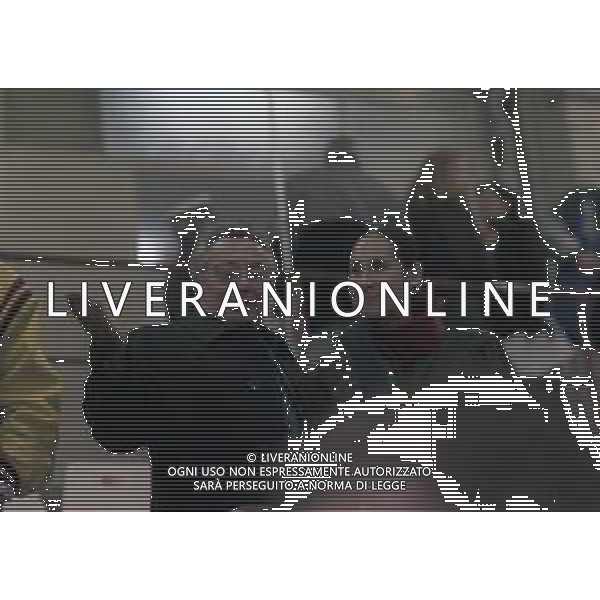 RETROSPETTIVA CANDIDO CANNAVO\' GIORNALISTA SCRITTORE E DIRETTORE DELLA GAZZETTA DELLO SPORT NELLA FOTO CANDIDO CANNAVO\' CO N LA MOGLIE ALLO STADIO MEAZZA DI MILANO NELL\'ANNO 1997 AG ALDO LIVERANI SAS  