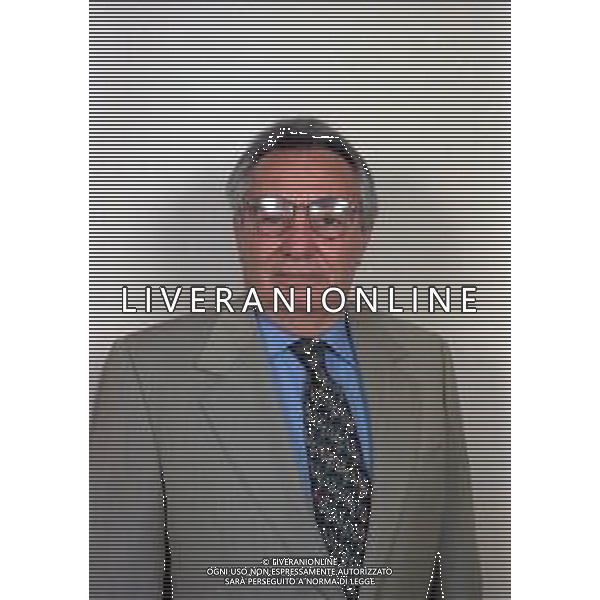 RETROSPETTIVA CANDIDO CANNAVO\' GIORNALISTA SCRITTORE E DIRETTORE DELLA GAZZETTA DELLO SPORT NELLA FOTO CANDIDO CANNAVO\' NELL\'ANNO 1996  AG ALDO LIVERANI SAS 