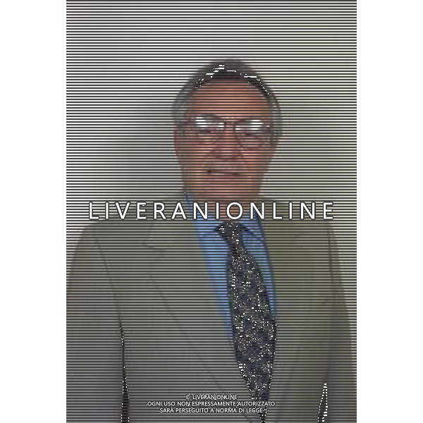 RETROSPETTIVA CANDIDO CANNAVO\' GIORNALISTA SCRITTORE E DIRETTORE DELLA GAZZETTA DELLO SPORT NELLA FOTO CANDIDO CANNAVO\' NELL\'ANNO 1996  AG ALDO LIVERANI SAS 
