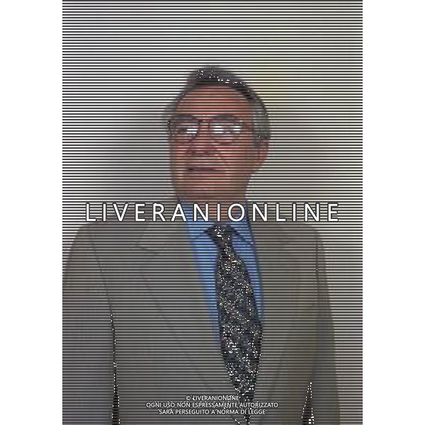RETROSPETTIVA CANDIDO CANNAVO\' GIORNALISTA SCRITTORE E DIRETTORE DELLA GAZZETTA DELLO SPORT NELLA FOTO CANDIDO CANNAVO\' NELL\'ANNO 1996  AG ALDO LIVERANI SAS 