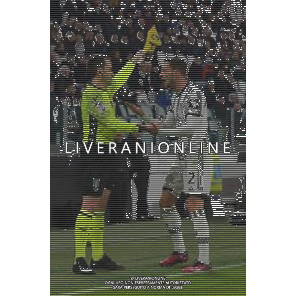 Torino 12.02.2023 Allianz Stadium ©Manuela Viganti/Agenzia Aldo Liverani Juventus vs Fiorentina Campionato Calcio Serie A TIM 2022/2023 22a giornata Nella foto: mattia de sciglio protesta con guardalinee ©Viganti / AGENZIA ALDO LIVERANI SAS