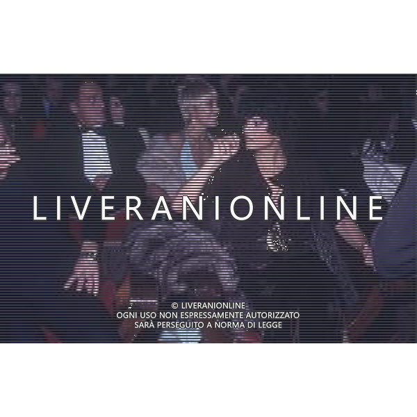 ARCHIVIO GIOVANNI LIVERANI RETROSPETTIVA CLAUDIA CARDINALE ATTRICE NELLA FOTO CON PASQUALE SQUITIERI, NADIA CASSINI E PHILIPPE LEROY AL PREMIO RODOLFO VALENTINO NELL\'ANNO 1975 AG ALDO LIVERANI SAS