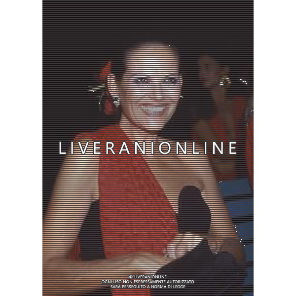 ARCHIVIO ALDO LIVERANI NELLA FOTO CLAUDIA CARDINALE AG ALDO LIVERANIARCHIVIO GIOVANNI LIVERANI RETROSPETTIVA CLAUDIA CARDINALE ATTRICE Nella foto ALLA FESTA DELLA MODA NEL 1987 AG ALDO LIVERANI SAS
