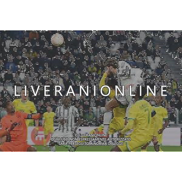 Torino 16.02.2023 Stadio Allianz Stadium ©Manuela Viganti/Agenzia Aldo Liverani Juventus vs Nantes Europa League 2022/2023 Spareggio Andata Nella foto: presunto rigore non concesso a Locatelli ©Viganti / AGENZIA ALDO LIVERANI SAS