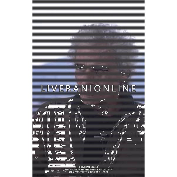 RETROSPETTIVA GIAN MARIA VOLONTE\' ATTORE NELLA FOTO GIAN MARIA VOLONTE\' NELL\'ANNO 1983 A CANNES FOTO ENRICO LIVERANI AG ALDO LIVERANI SAS 