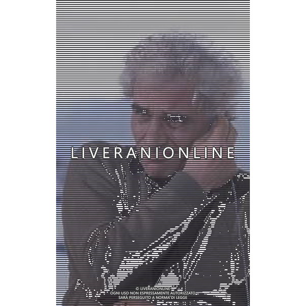 RETROSPETTIVA GIAN MARIA VOLONTE\' ATTORE NELLA FOTO GIAN MARIA VOLONTE\' NELL\'ANNO 1983 A CANNES FOTO ENRICO LIVERANI AG ALDO LIVERANI SAS 