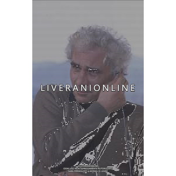 RETROSPETTIVA GIAN MARIA VOLONTE\' ATTORE NELLA FOTO GIAN MARIA VOLONTE\' NELL\'ANNO 1983 A CANNES FOTO ENRICO LIVERANI AG ALDO LIVERANI SAS 