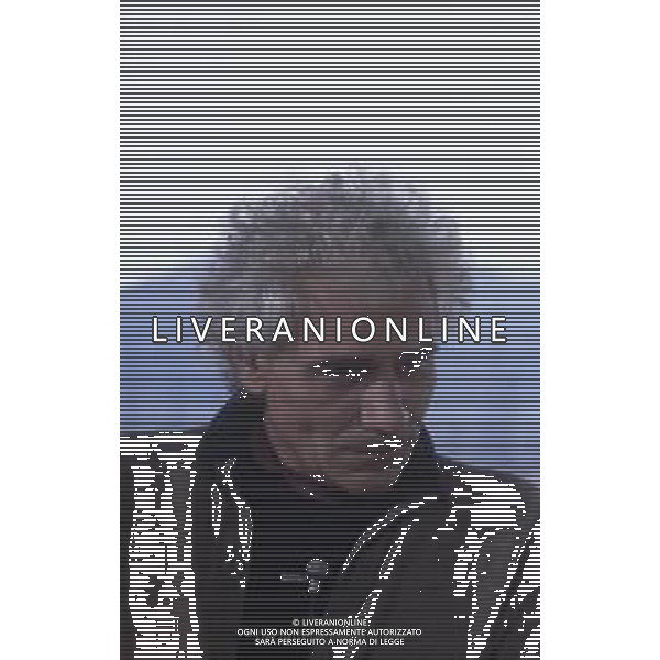 RETROSPETTIVA GIAN MARIA VOLONTE\' ATTORE NELLA FOTO GIAN MARIA VOLONTE\' NELL\'ANNO 1983 A CANNES FOTO ENRICO LIVERANI AG ALDO LIVERANI SAS 