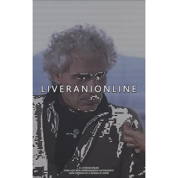 RETROSPETTIVA GIAN MARIA VOLONTE\' ATTORE NELLA FOTO GIAN MARIA VOLONTE\' NELL\'ANNO 1983 A CANNES FOTO ENRICO LIVERANI AG ALDO LIVERANI SAS 