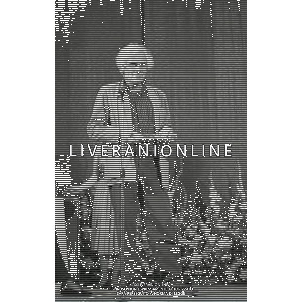 RETROSPETTIVA GIAN MARIA VOLONTE\' ATTORE NELLA FOTO GIAN MARIA VOLONTE\' NELL\'ANNO 1984 A RIMINI AG ALDO LIVERANI SAS 
