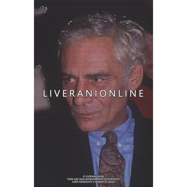 RETROSPETTIVA GIAN MARIA VOLONTE\' ATTORE NELLA FOTO GIAN MARIA VOLONTE\' NELL\'ANNO 1984 A VENEZIA  AG ALDO LIVERANI SAS  