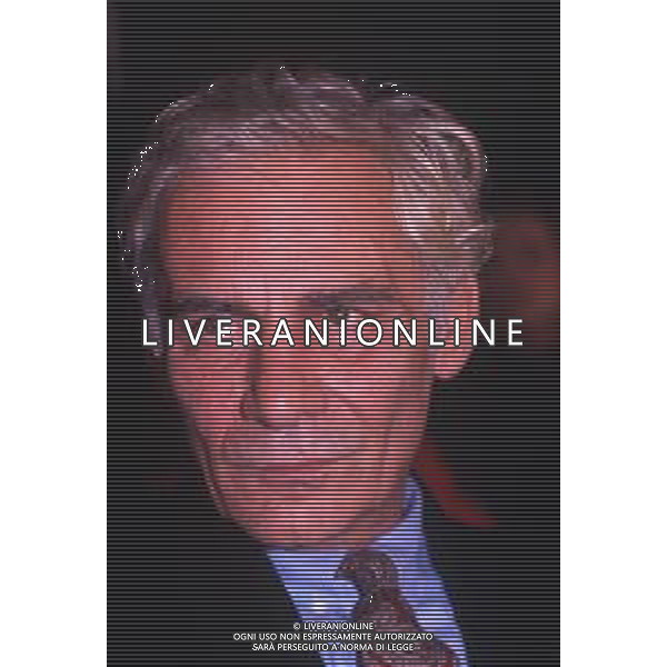 RETROSPETTIVA GIAN MARIA VOLONTE\' ATTORE NELLA FOTO GIAN MARIA VOLONTE\' NELL\'ANNO 1984 A VENEZIA  AG ALDO LIVERANI SAS  