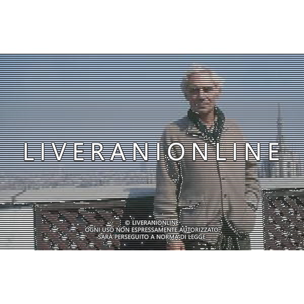 RETROSPETTIVA GIAN MARIA VOLONTE\' ATTORE NELLA FOTO GIAN MARIA VOLONTE \' A MILANO NELL\'ANNO 1990 TERRAZZA MARTINI AG ALDO LIVERANI SAS 