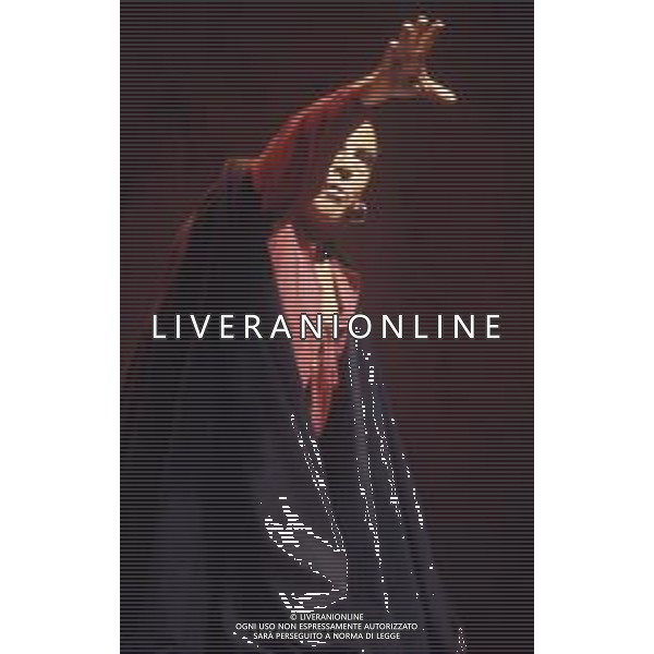 RETROSPETTIVA ENRICO MARIA SALERNO ATTORE NELLA FOTO ENRICO MARIA SALERNO NELL\'ANNO 1986 IN TEATRO “OTELLO“ AG ALDO LIVERANI SAS 