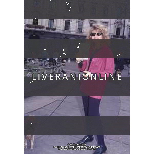 RETROSPETTIVA ENRICO MARIA SALERNO ATTORE NELLA FOTO LA MOGLIE DI ENRICO MARIA SALERNO LAURA ANDREINI NELL\'ANNO 1991 A MILANO AG ALDO LIVERANI SAS 