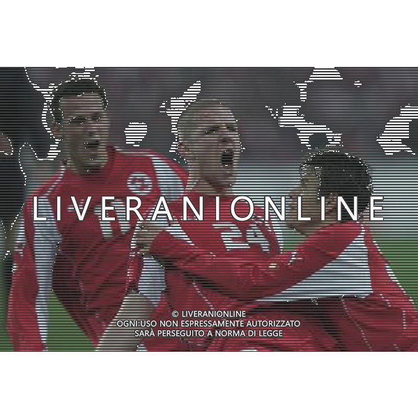 Berna 12 novembre 2005 Svizzera - Turchia play-off qualificazioni mondiali Germania 2006 nella foto: esultanza dopo il gol di Senderos Philippe foto Andry / Ag. Aldo Liverani