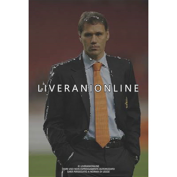 AMSTERDAM (HOLLAND) 12/11/2005 AMICHEVOLE OLANDA-ITALIA 1-3 NELLA FOTO MARCO VAN BASTEN ALLENATORE DELL\' OLANDA FOTO LUZZANI/AG ALDO LIVERANI
