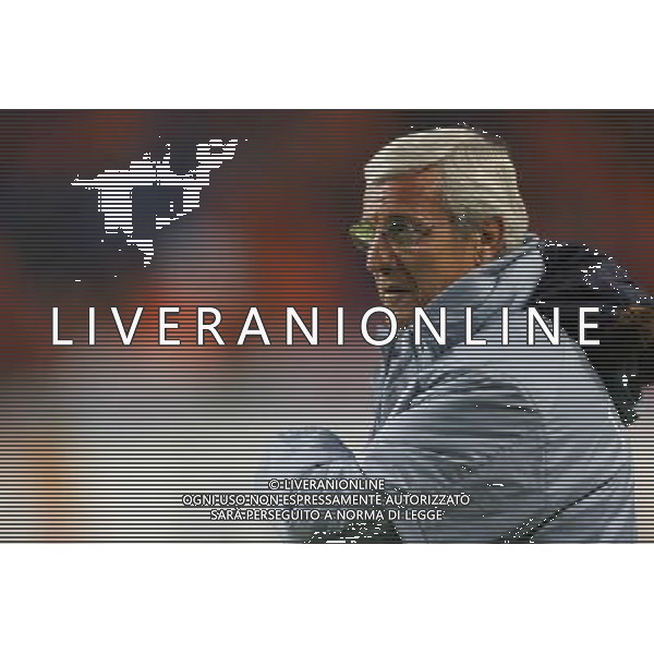 AMSTERDAM (HOLLAND) 12/11/2005 AMICHEVOLE OLANDA-ITALIA 1-3 NELLA FOTO MARCELLO LIPPI ALLENATORE DELL\' ITALIA FOTO LUZZANI/AG ALDO LIVERANI