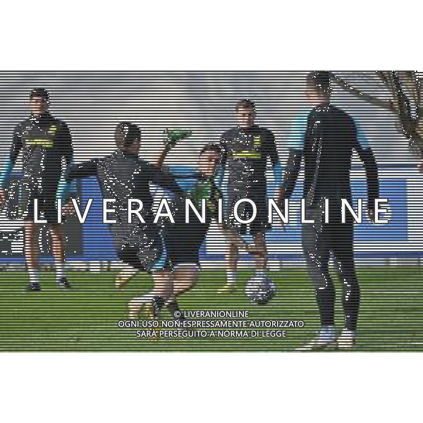 TVRG Allenamento Inter nella foto Lautaro Martinez (Inter) Appiano Gentile (CO) 21-02-2023 Centro sportivo Suning in memoria di Angelo Moratti - La Pinetina Allenamento Inter in preparazione della gara di andata contro il Porto valevole per gli ottavi di finale della UEFA Champions League foto Roberto Garavaglia/ag. Aldo Liverani sas/ AGENZIA ALDO LIVERANI SAS